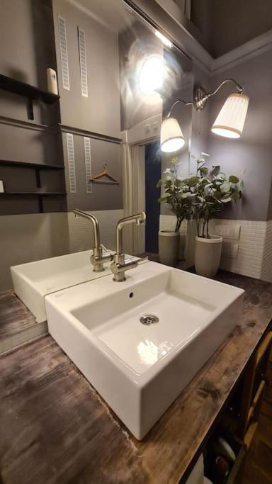 Your Royal 2 Bedroom City Center Stay Belgrade Luaran gambar